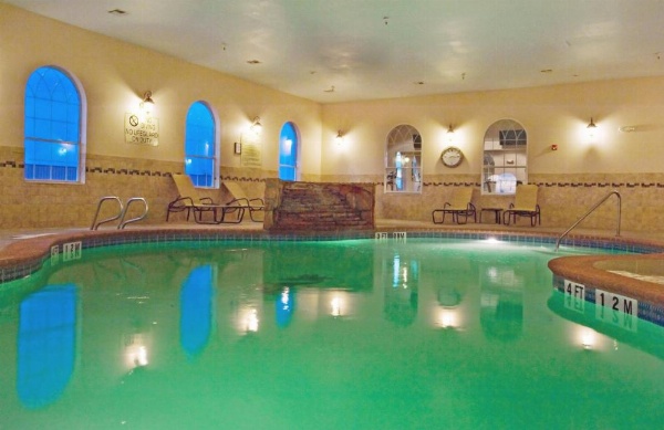 Holiday Inn Express Hotel & Suites Levelland image 18