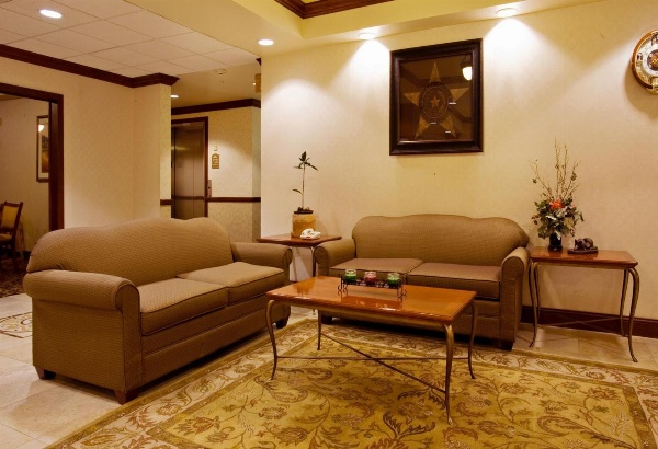Holiday Inn Express Hotel & Suites Levelland image 6